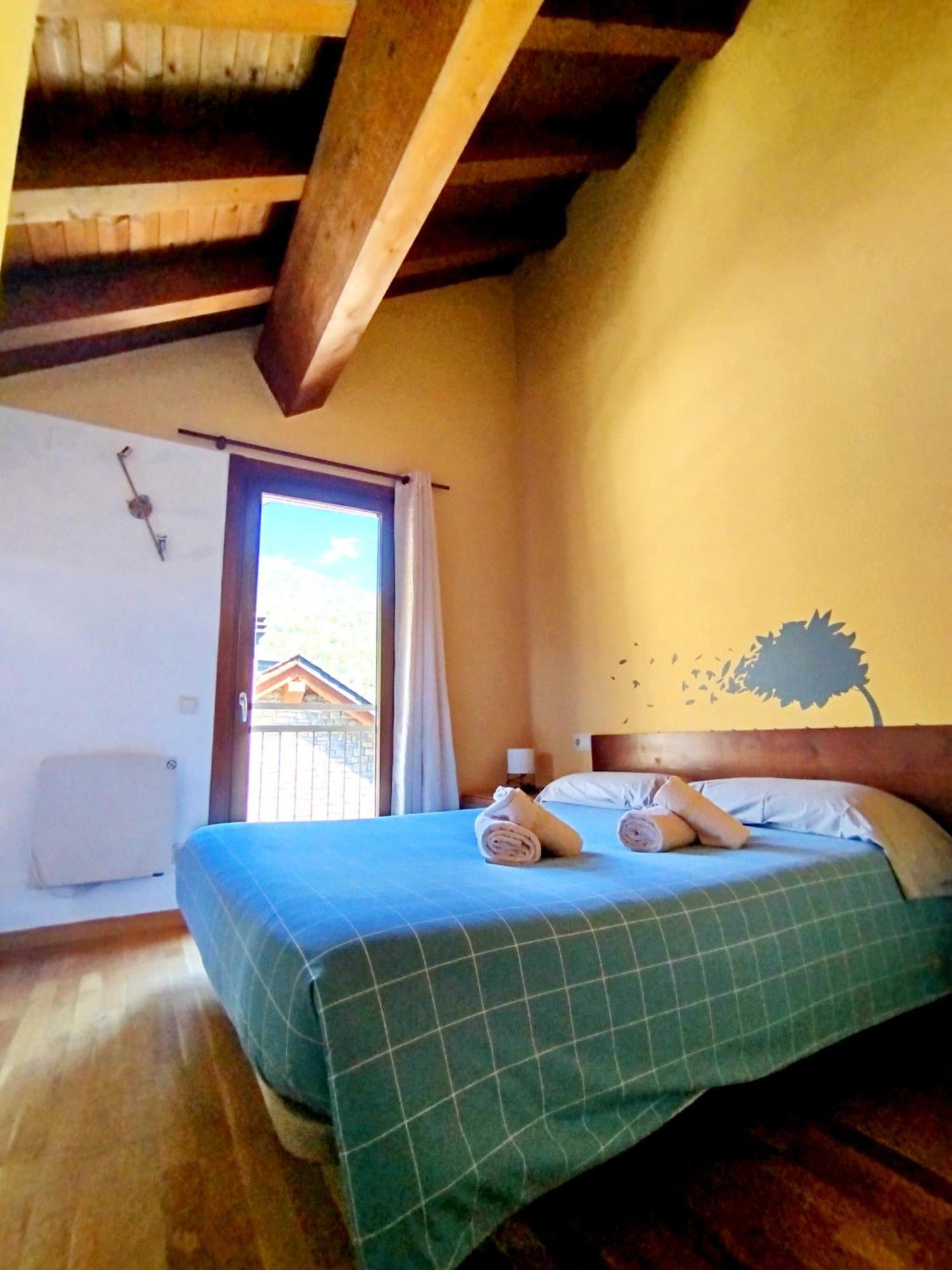 Apartaments Sort Pirineus Екстериор снимка